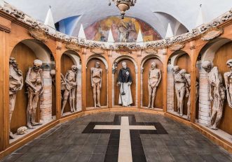 chiesa dei morti urbania mummie