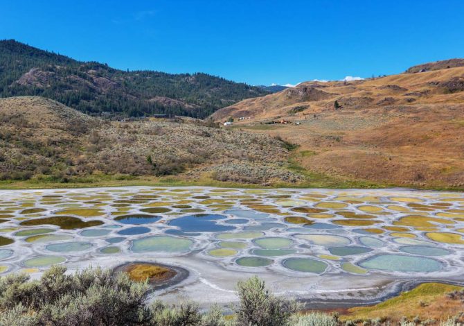 Spotted Lake, Canada