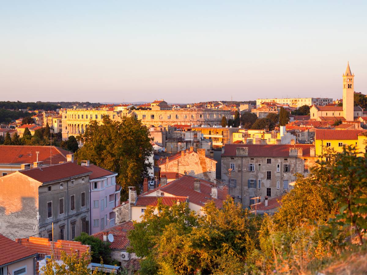 Profilo urbano di Pola