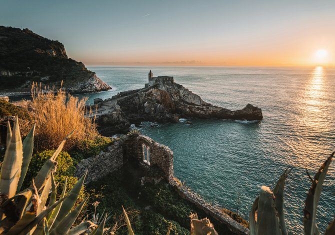 In bici in Liguria in ottobre: gli itinerari più belli dell'autunno