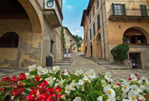 orta-s-giulio-piemonte-autunno