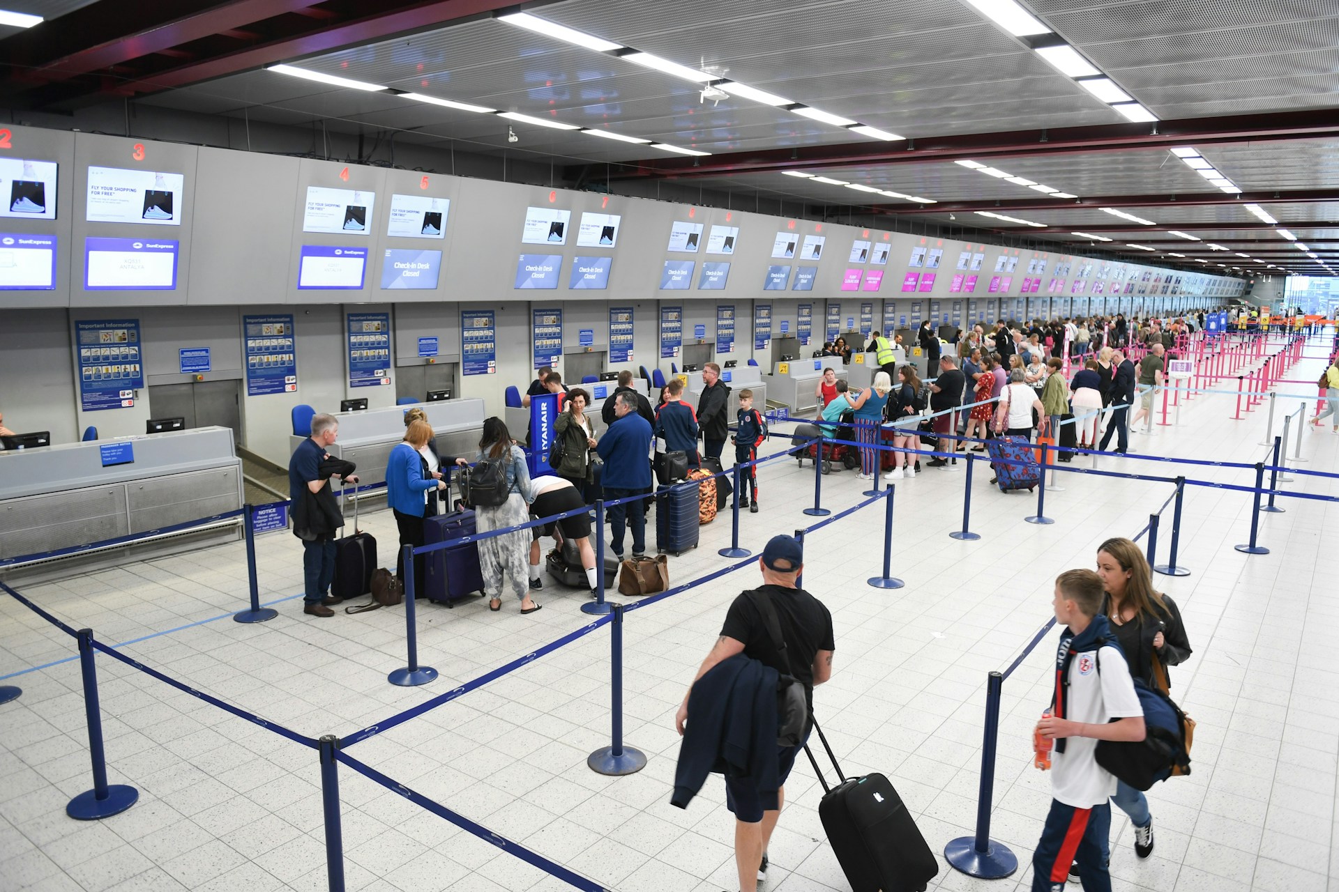 Dal 26 ottobre entrano in vigore i nuovi diritti dei passeggeri aerei: cosa cambia con le regole Ue